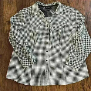 Lane Bryant Houndstooth button down shirt